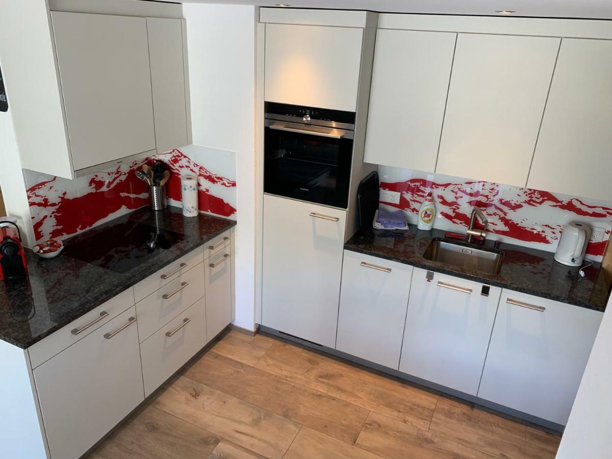 Haus Baracca Appartement Vella Buitenkant foto