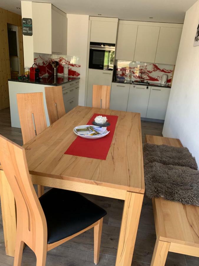 Haus Baracca Appartement Vella Buitenkant foto